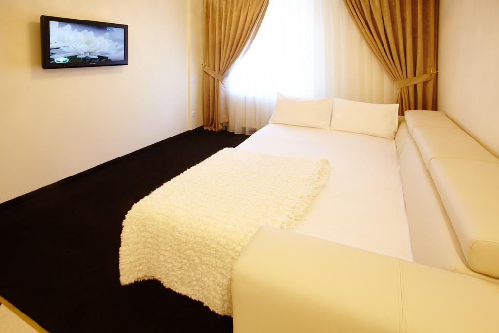 Central Park Apartments 키시나우 객실 사진